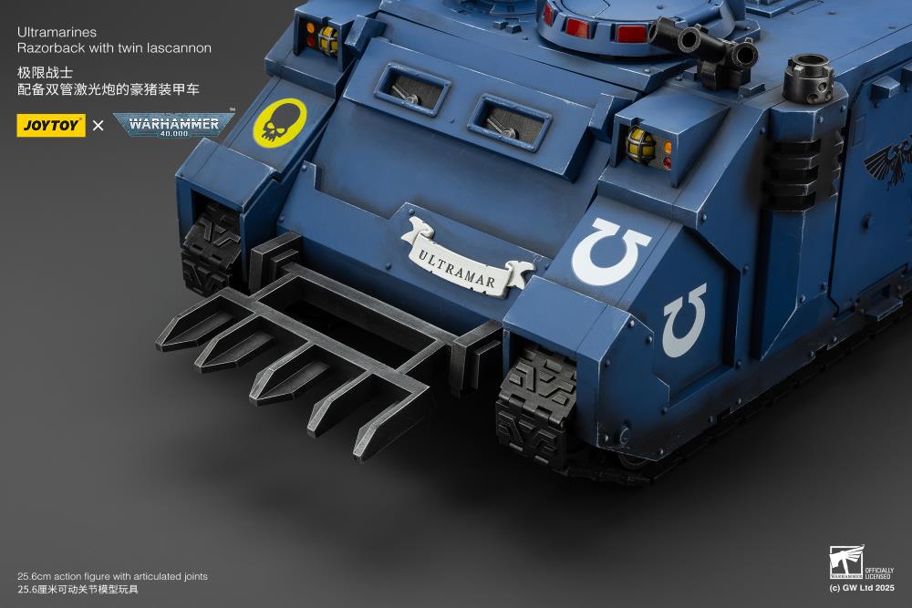 Warhammer 40K Ultramarines Razorback with Twin Lascannon 1/18 Scale Vehicle Gallery Image 33