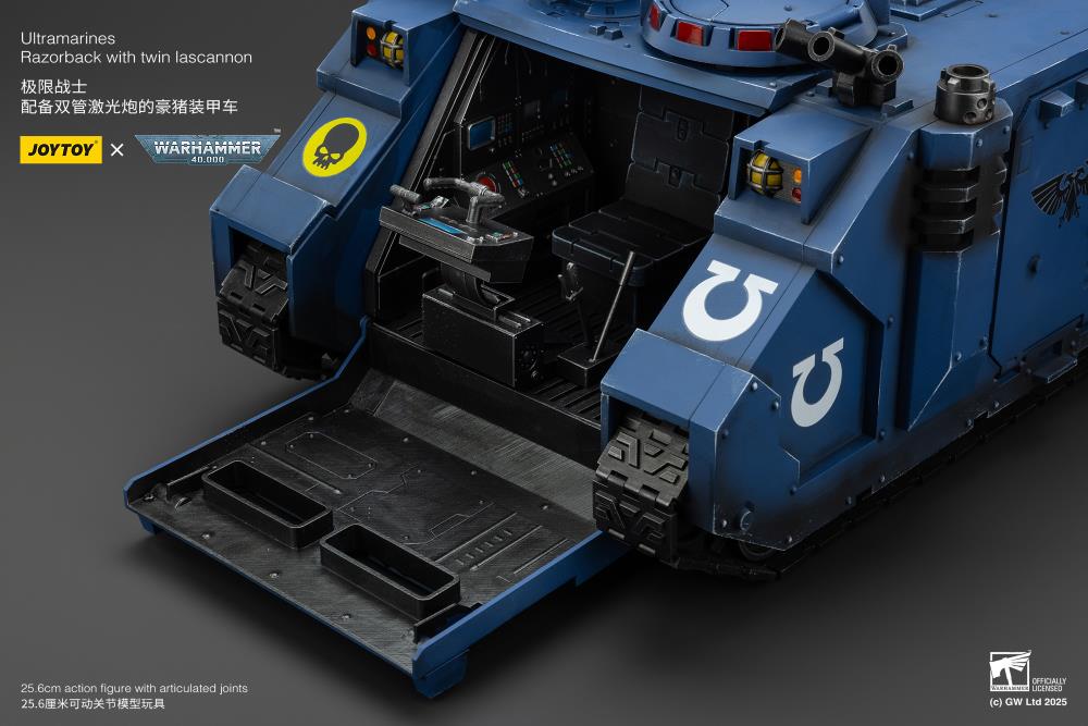 Warhammer 40K Ultramarines Razorback with Twin Lascannon 1/18 Scale Vehicle Gallery Image 34