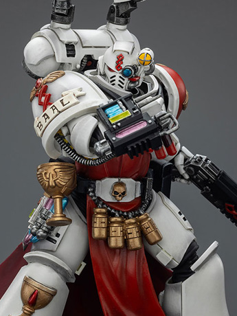 Warhammer 40K Blood Angels Sanguinary Priest 1/18 Scale Action Figure Gallery Image 2