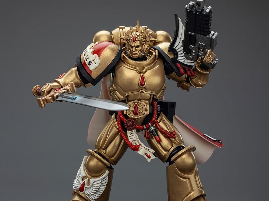 Warhammer 40K Blood Angels Captain with Heavy Bolt Pistol & Power Sword 1/18 Scale Action Figure Gallery Image 1