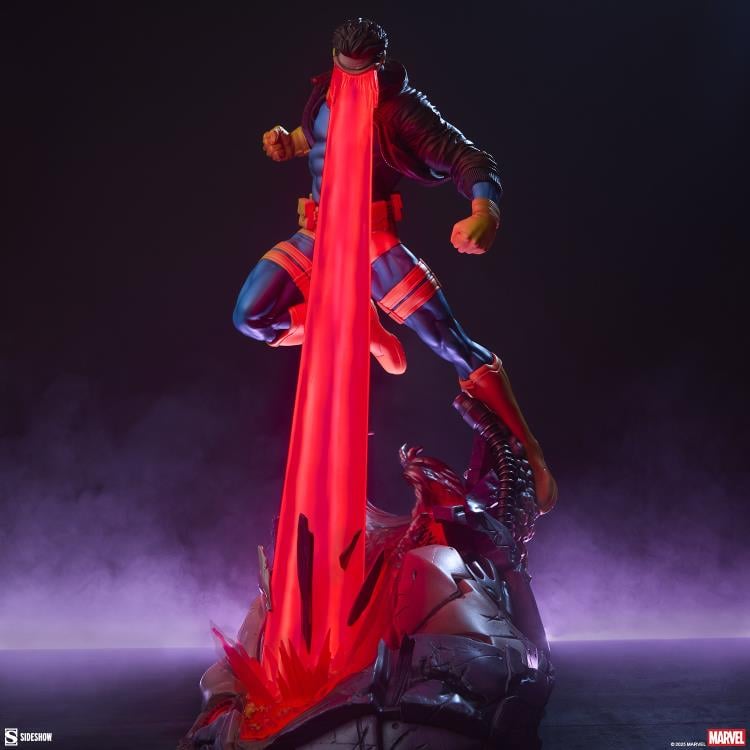 Marvel Premium Format Cyclops Statue Gallery Image 3