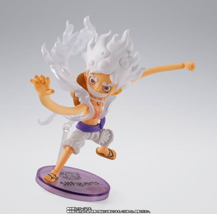 One Piece S.H.Figuarts x World Collectable Figure Monkey D. Luffy (Gear 5 Ver.) Exclusive Action Figure Gallery Image 7
