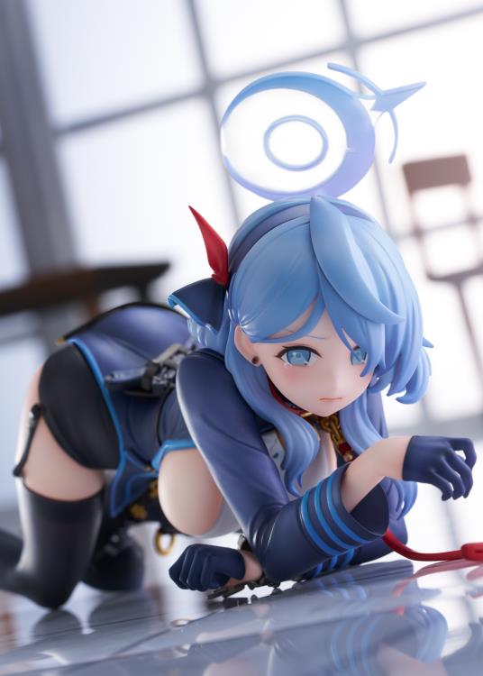 Blue Archive Ako (Memorial Lobby Ver.) 1/7 Scale Figure Gallery Image 4