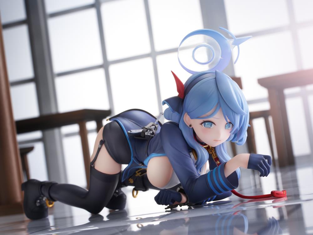 Blue Archive Ako (Memorial Lobby Ver.) 1/7 Scale Figure Gallery Image 3