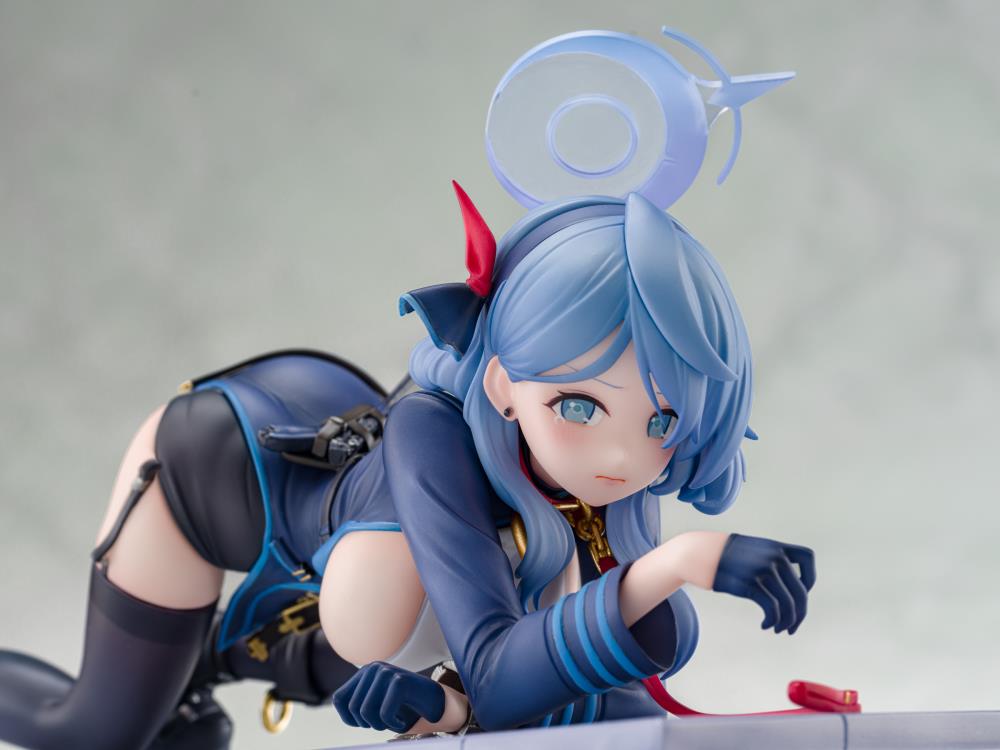 Blue Archive Ako (Memorial Lobby Ver.) 1/7 Scale Figure Gallery Image 13