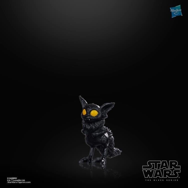 Star Wars: The Black Series Dathomir Witch (Halloween Edition) Action Figure Gallery Image 7