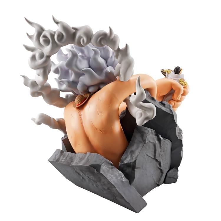 One Piece Revible Moment Ichibansho Monkey D. Luffy Gear 5 vs. Borsalino (Burst of Energy) Figure Gallery Image 5