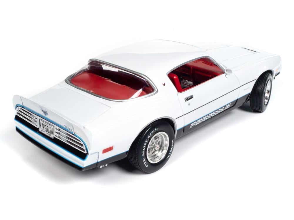 1977 Pontiac Firebird Formula 1/18 Scale Die-Cast Model Gallery Image 6
