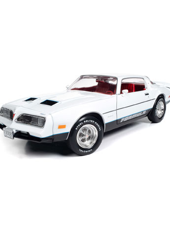 1977 Pontiac Firebird Formula 1/18 Scale Die-Cast Model Gallery Image 2