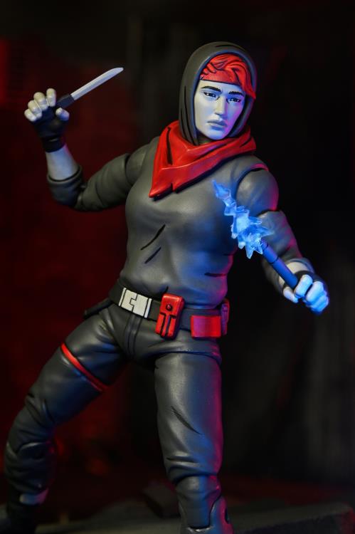 Teenage Mutant Ninja Turtles: The Last Ronin - The Lost Years April (Nightwatcher) Action Figure Gallery Image 11