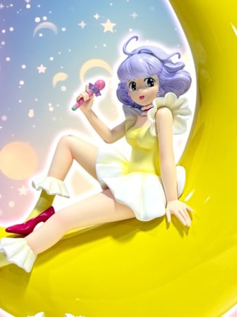 Magical Angel Creamy Mami Mami on the Moon (Premium Edition) Statue Gallery Image 2