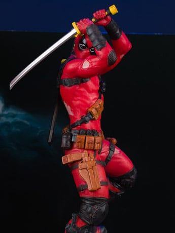Marvel Comics Deadpool (Deadpool #1) 1/10 Scale Figure Gallery Image 2