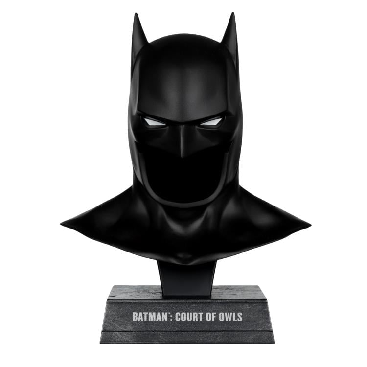 Batman: The Court of Owls Batman Cowl 1/3 Scale Replica Gallery Image 7