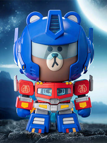 Transformers x Line Friends Mokoo Mega Optimus Prime x Brown Figure Gallery Image 2