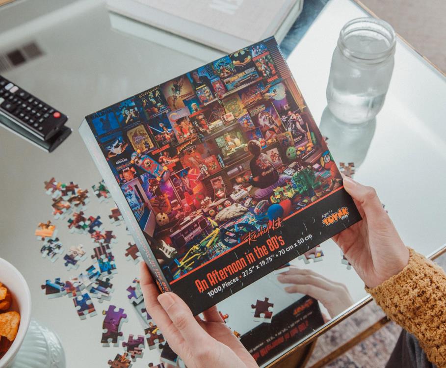 An Afternoon in the '80s 1000-Piece Jigsaw Puzzle Gallery Image 6