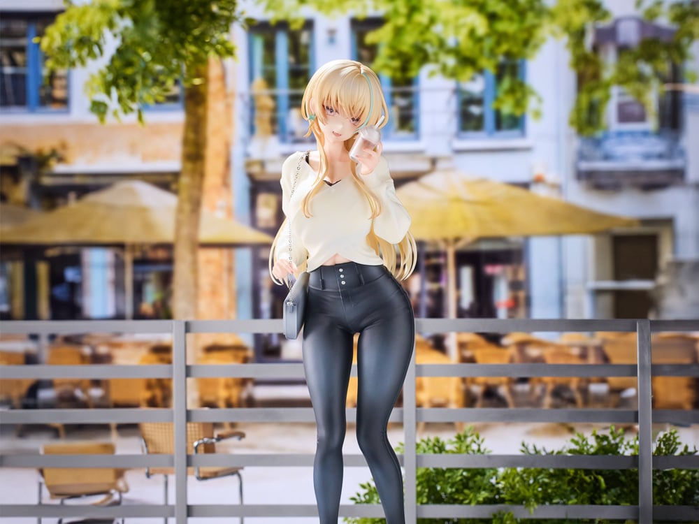 Fujiko Illustration Aoi Koigakubo (Deluxe Edition) 1/4 Scale Figure Gallery Image 1
