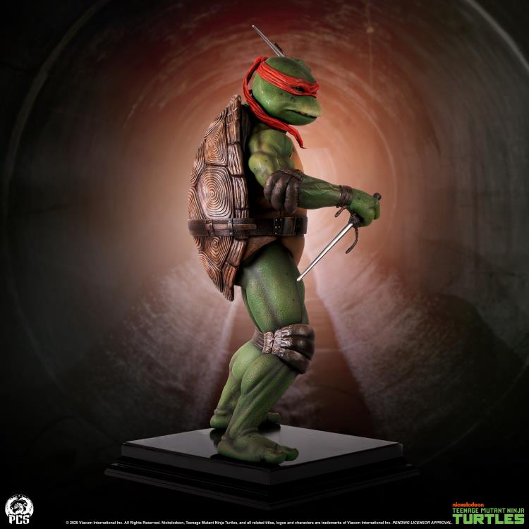 Teenage Mutant Ninja Turtles (1990) Raphael 1/2 Scale Statue Gallery Image 5
