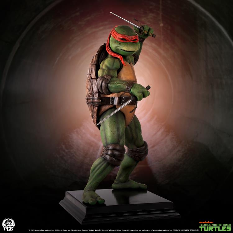 Teenage Mutant Ninja Turtles (1990) Raphael 1/2 Scale Statue Gallery Image 4