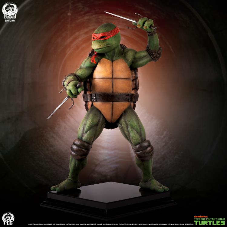 Teenage Mutant Ninja Turtles (1990) Raphael (Deluxe Edition) 1/2 Scale Statue Gallery Image 9