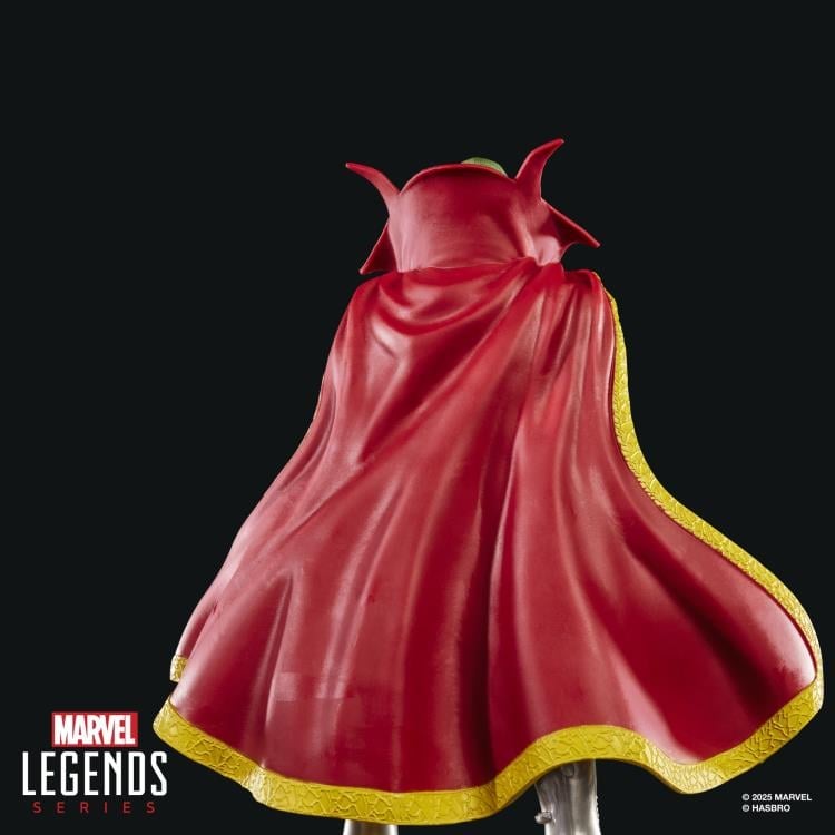 Fantastic Four: One World Under Doom Marvel Legends Emperor Doom Action Figure Gallery Image 7