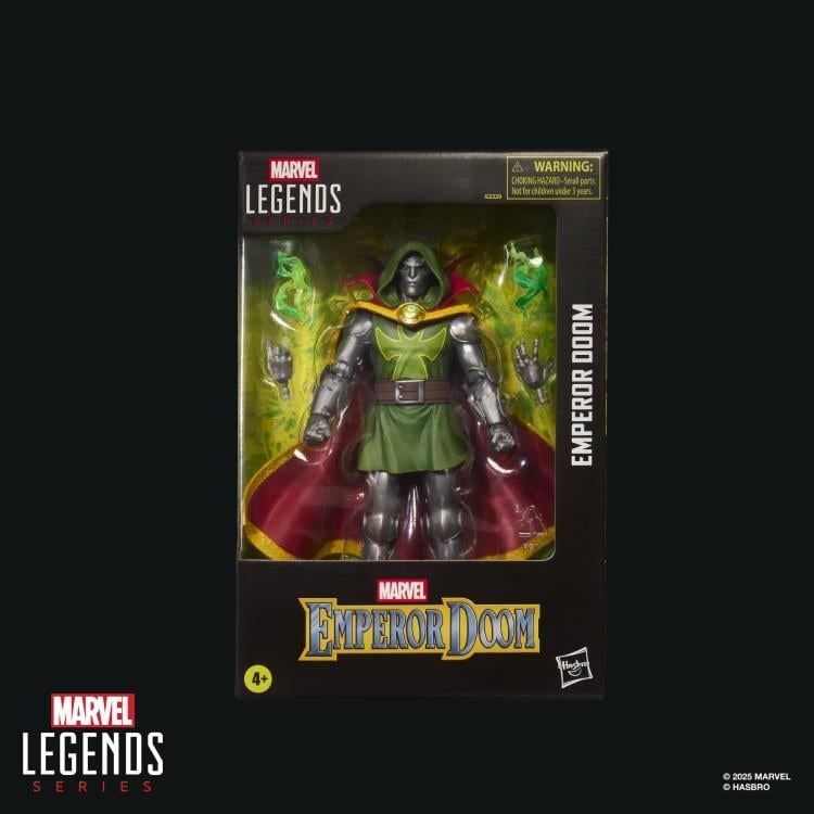 Fantastic Four: One World Under Doom Marvel Legends Emperor Doom Action Figure Gallery Image 9