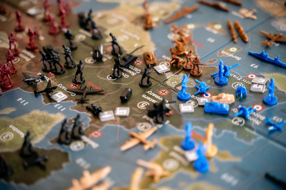 Axis & Allies: 1940 Europe Second Edition Gallery Image 8