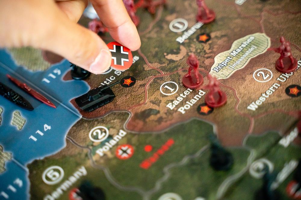 Axis & Allies: 1940 Europe Second Edition Gallery Image 12