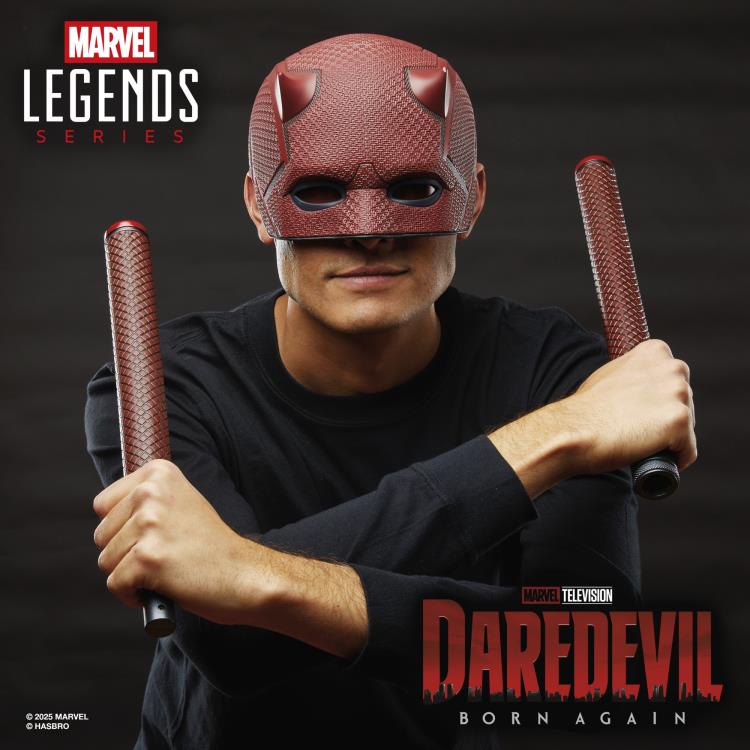 Daredevil: Born Again Marvel Legends Daredevil Premium Roleplay Mask and Billy Clubs Gallery Image 9