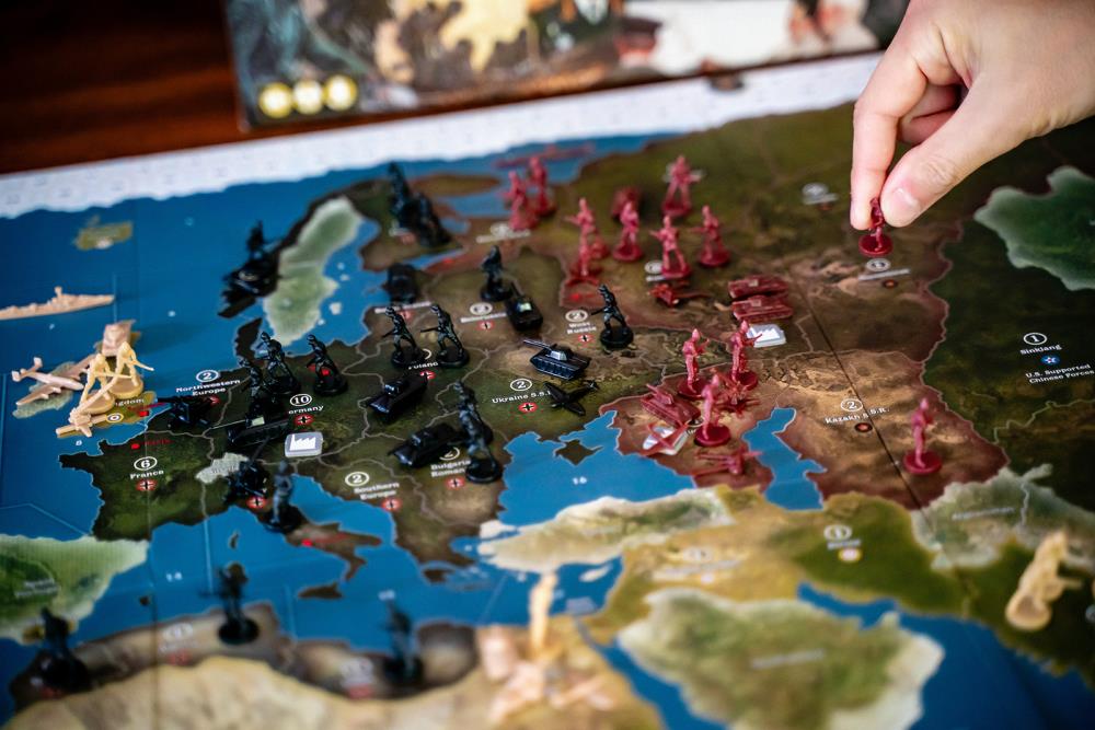 Axis & Allies: 1942 Second Edition Gallery Image 5