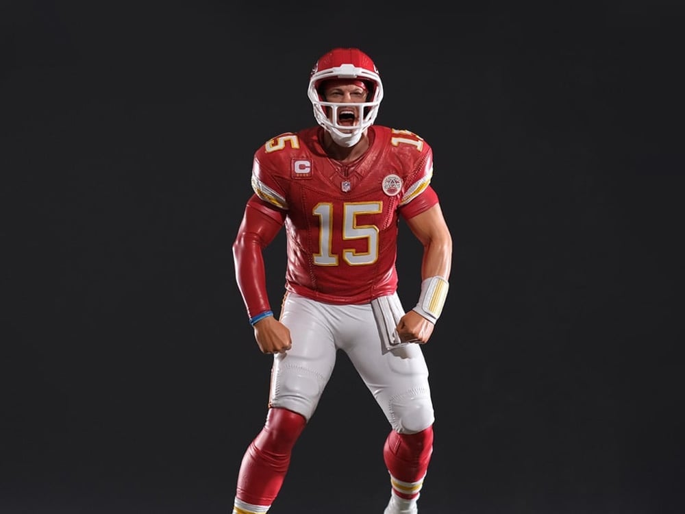 Kansas City Chiefs Patrick Mahomes 1/6 Scale Limited Edition Resin Statue Gallery Image 1