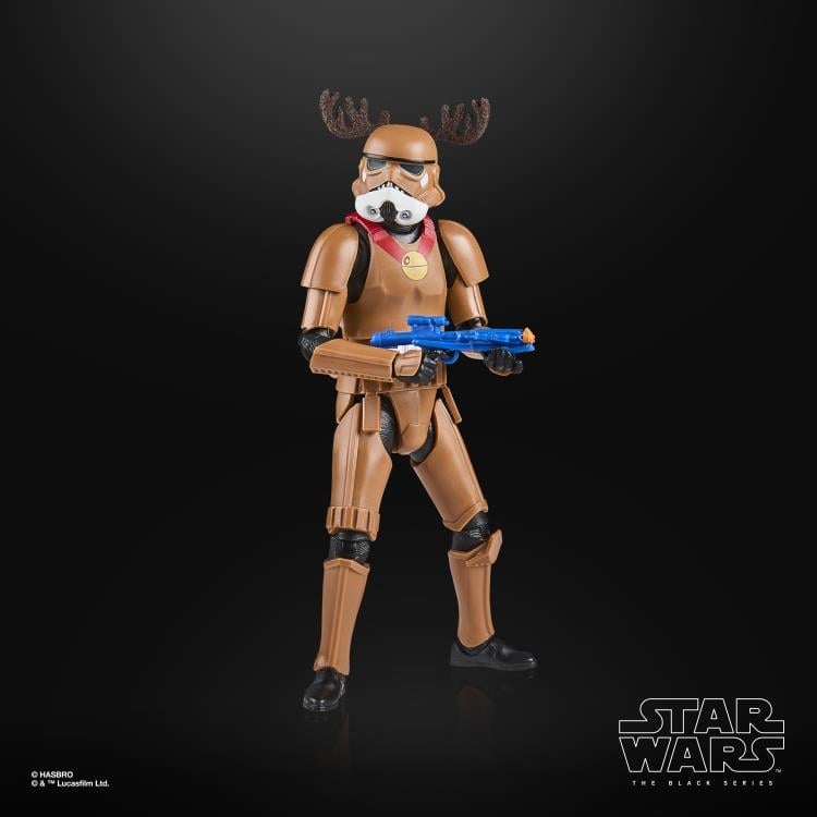 Star Wars: The Black Series Stormtrooper (Holiday Edition) Action Figure Gallery Image 4
