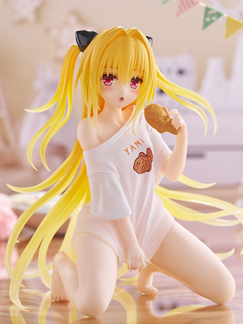 To Love-Ru Darkness Desktop Cute Golden Darkness (Roomwear Ver.) Figure Gallery Image 2