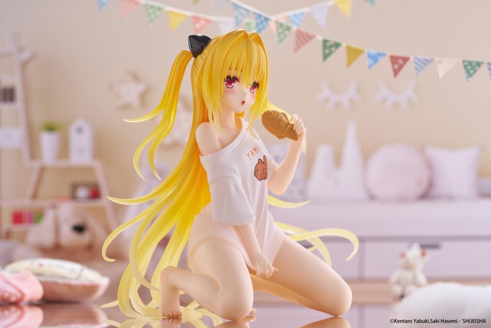 To Love-Ru Darkness Desktop Cute Golden Darkness (Roomwear Ver.) Figure Gallery Image 4