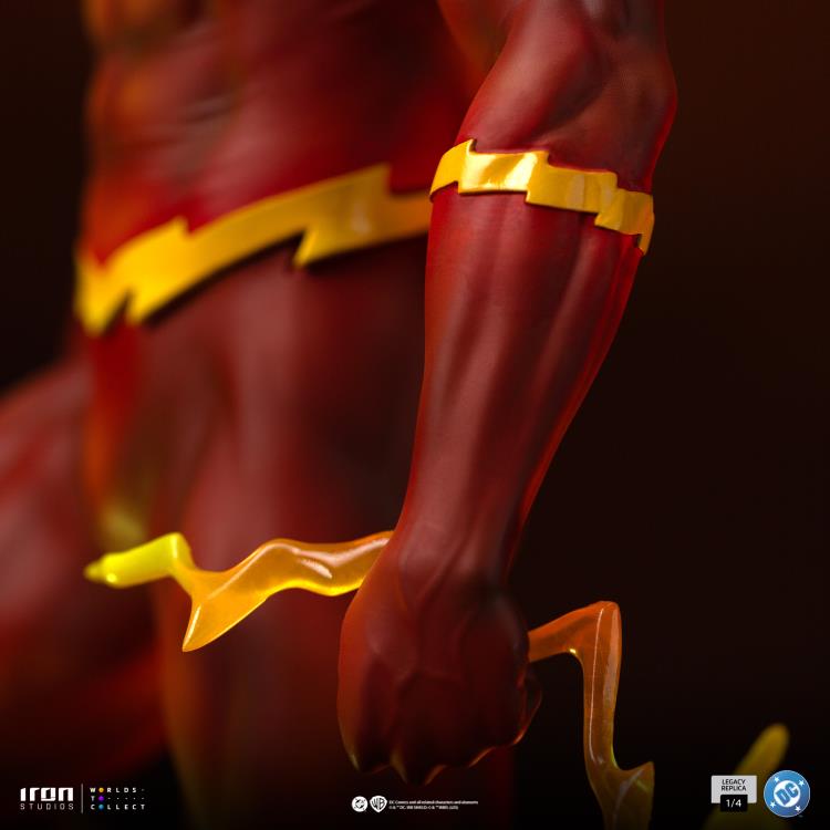 DC Comics Series 9 Legacy Replica The Flash 1/4 Scale Statue Gallery Image 13