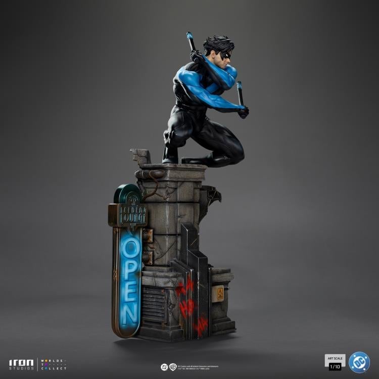 DC Comics Nightwing 1/10 Art Scale Statue Gallery Image 6