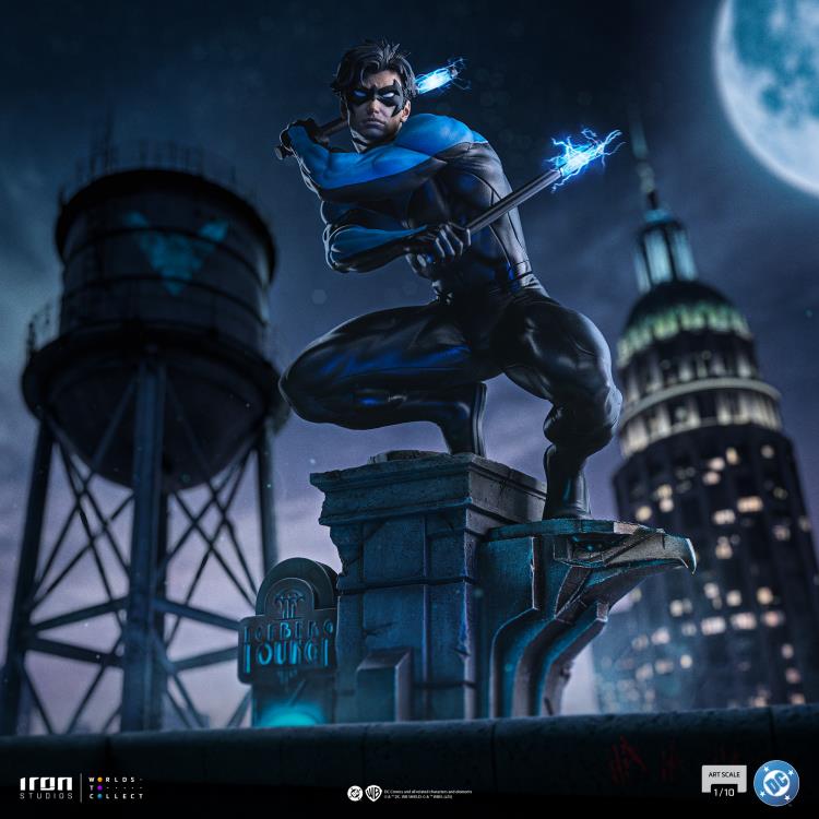 DC Comics Nightwing 1/10 Art Scale Statue Gallery Image 3