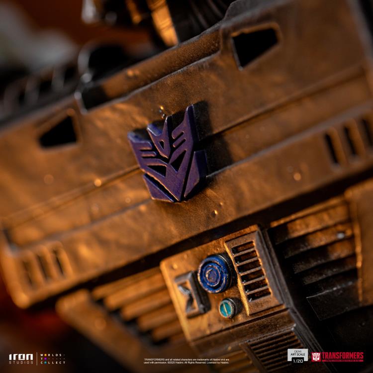 Transformers Megatron 1/20 Demi Art Scale Statue Gallery Image 18