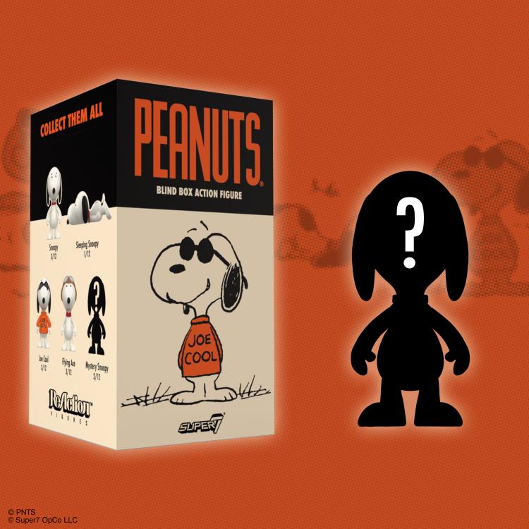 Peanuts ReAction Wave 06 So Many Snoopies! Box of 12 Figures Gallery Image 8