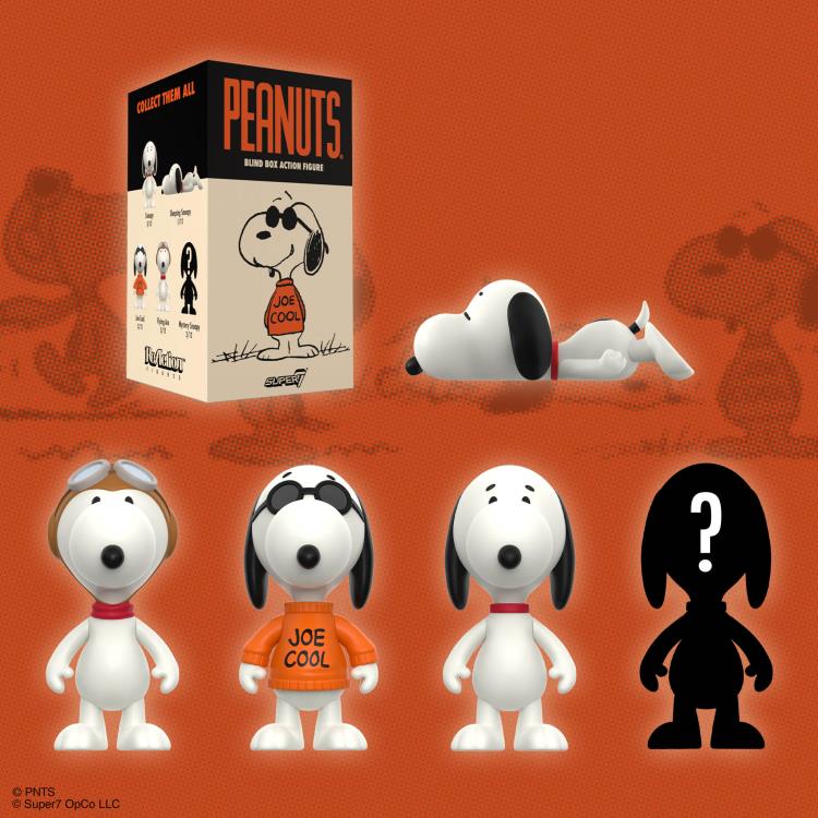 Peanuts ReAction Wave 06 So Many Snoopies! Box of 12 Figures Gallery Image 3