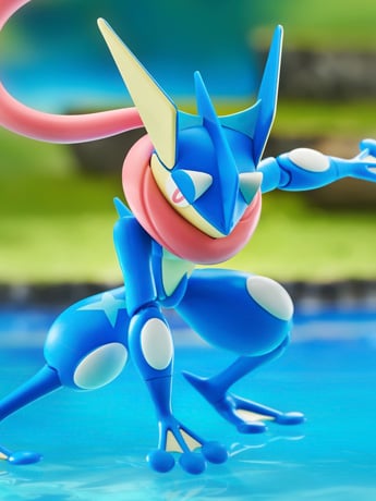 Pokemon Classic Version-L Greninja Model Kit Gallery Image 2