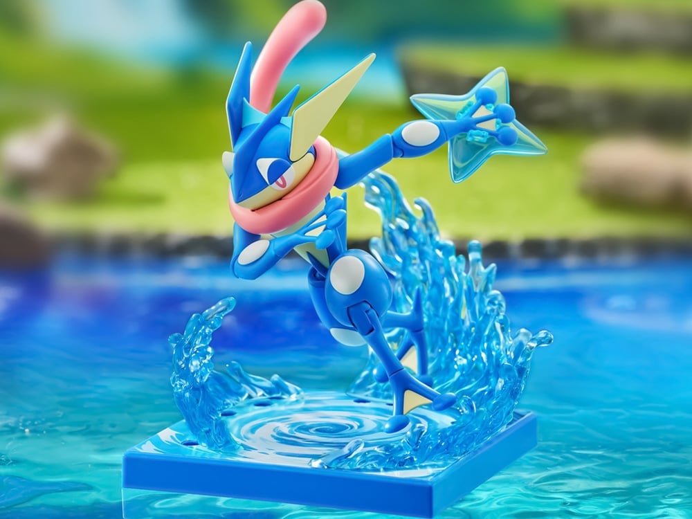 Pokemon Classic Version-L Greninja Model Kit Gallery Image 1