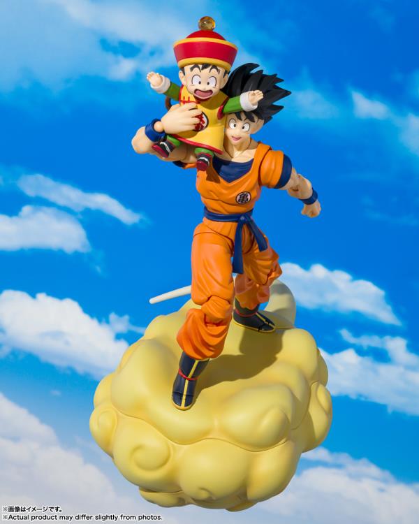 Dragon Ball Z S.H.Figuarts Son Goku & Son Gohan (Childhood) with Nimbus Cloud Exclusive Action Figure Set Gallery Image 8