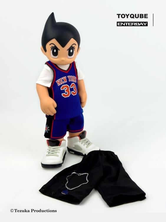 Astro Boy Golden Era (90s New York Edition) Limited Edition Figure