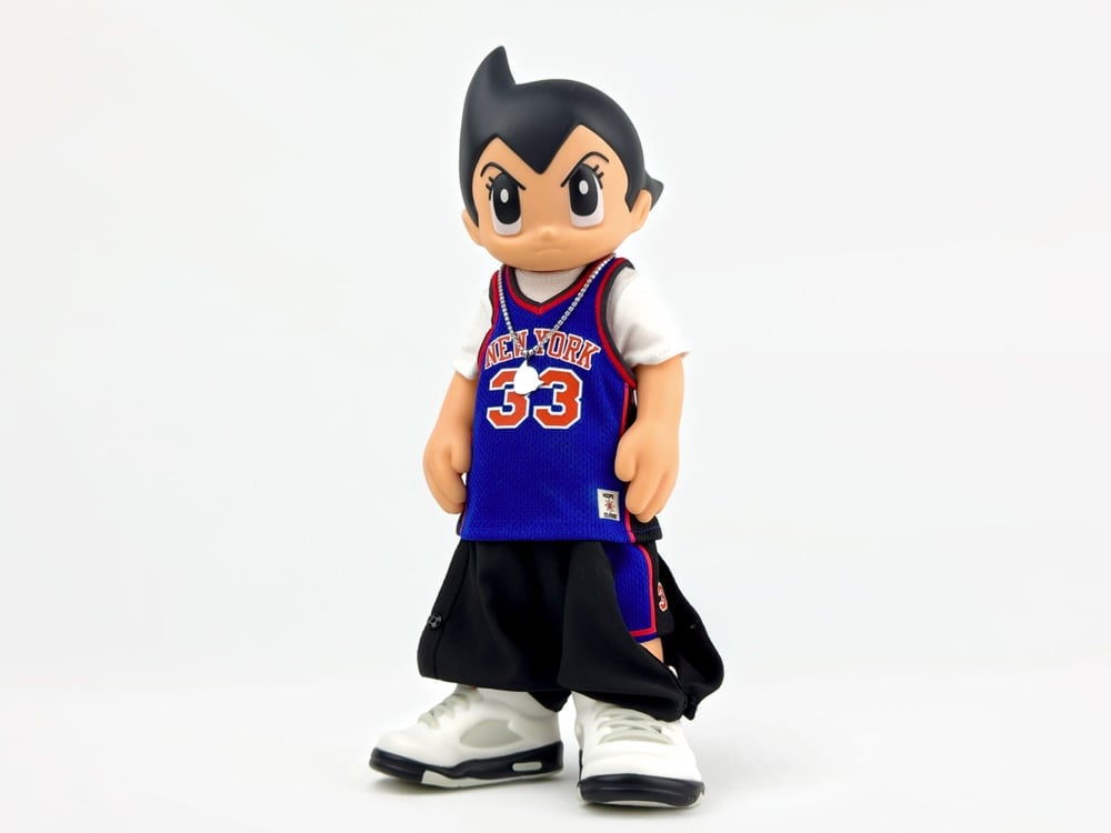 Astro Boy Golden Era (90s New York Edition) Limited Edition Figure