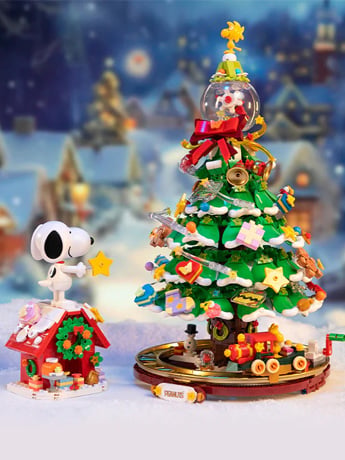 Peanuts Christmas Tree Building Block Set