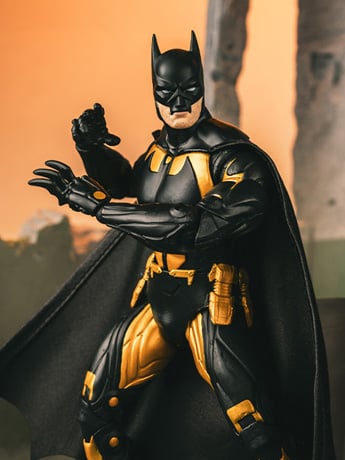 Earth 2: Society DC Multiverse Batman Earth-2 Action Figure