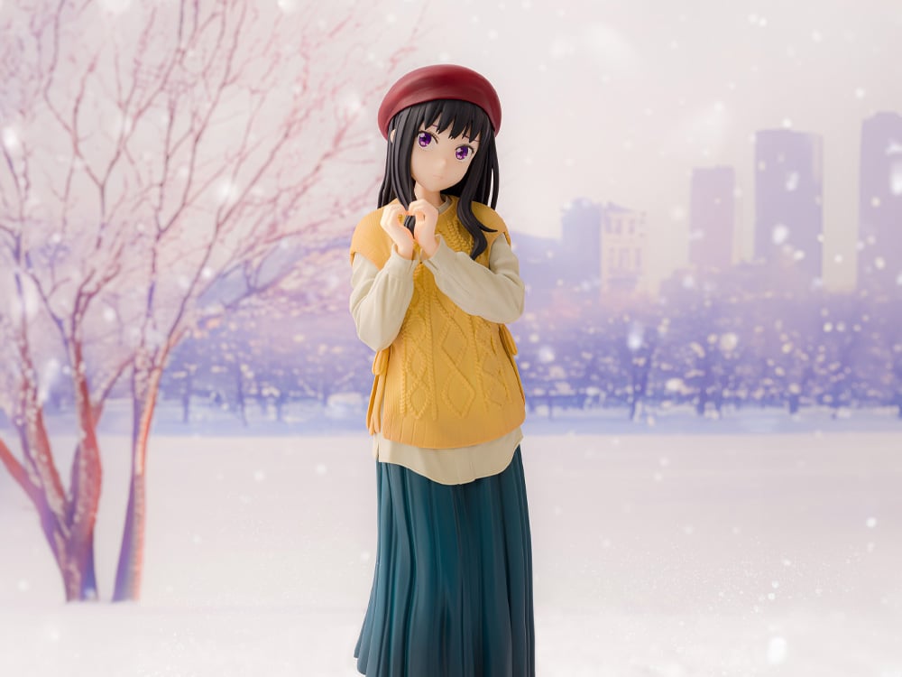 Lycoris Recoil Takina Inoue (Winter Uniform Ver.) 1/7 Scale Figure Gallery Image 1