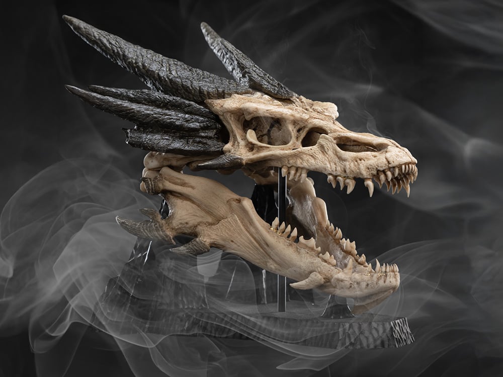 The Hobbit Smaug Miniature Skull Replica Gallery Image 1