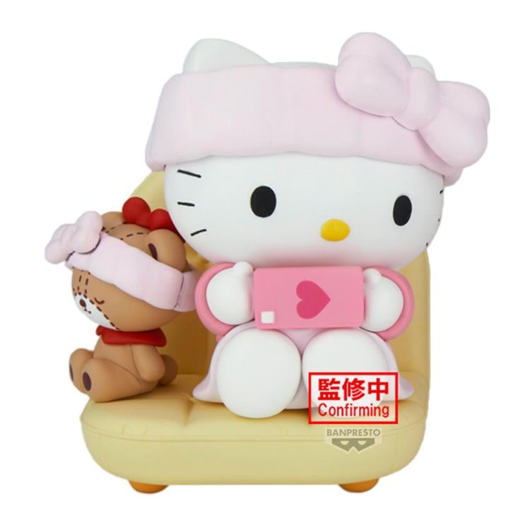 Sanrio Nakayoshi Memories Relaxing Time at Home Hello Kitty Figure Gallery Image 3