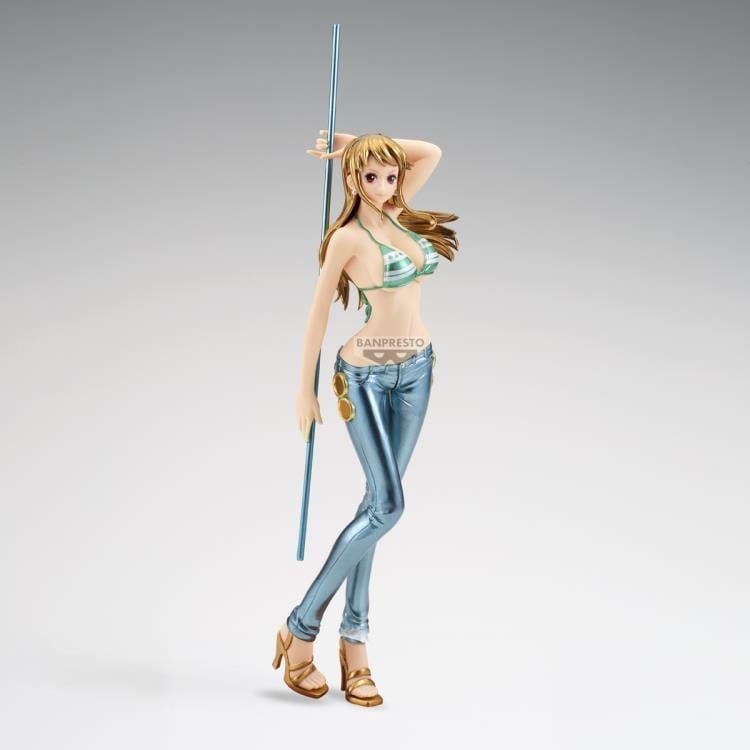 One Piece Glitter & Glamours Nami (Special Color Ver. B) Figure
